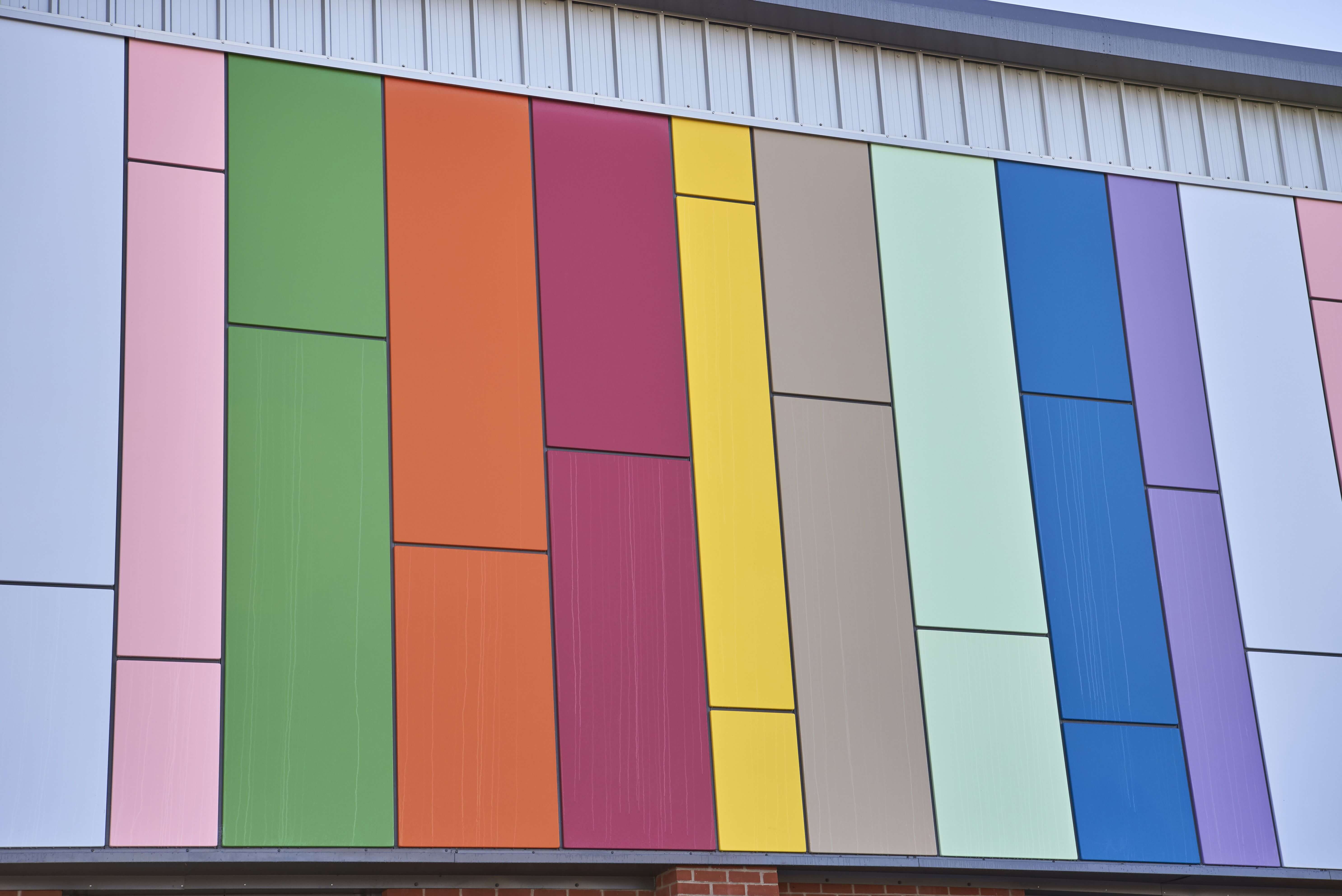 различные цвета фасадных панелей